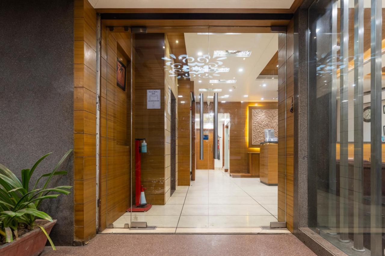 Hotel Ashish Ahmedabad Exterior foto