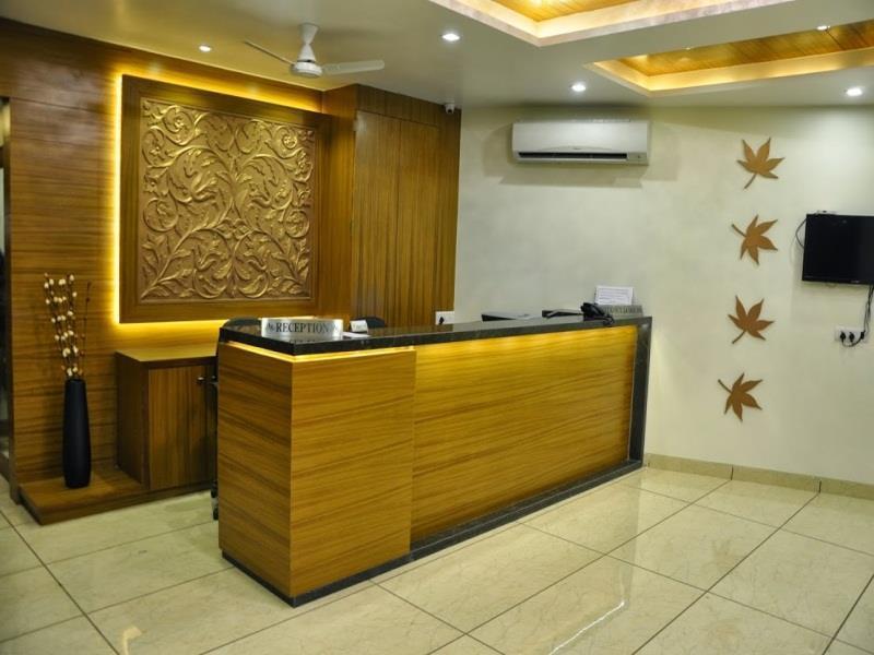 Hotel Ashish Ahmedabad Exterior foto